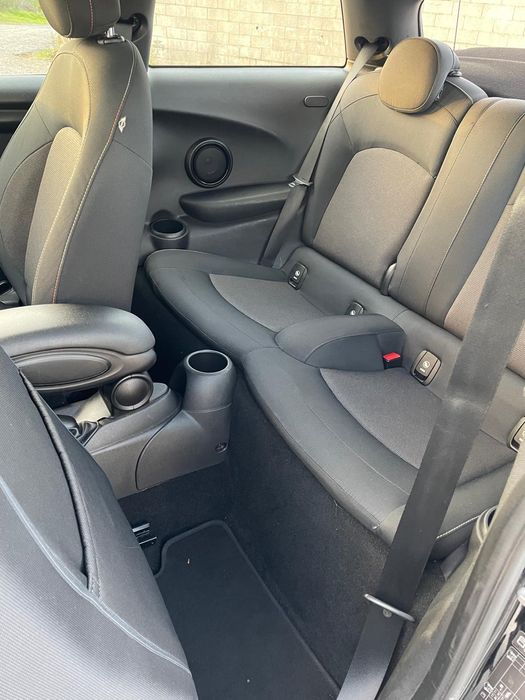 Mini Cooper D 1.5 diesel full extras