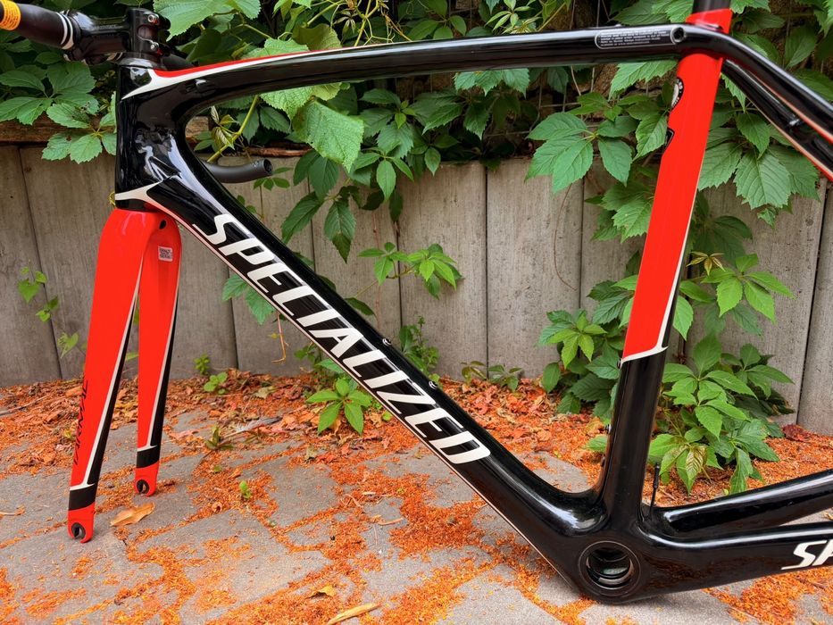 Frameset szosowy specialized Tarmac r10 r.54