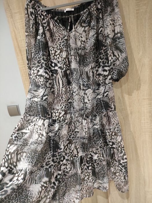 Sukienka panterka roz.44/46