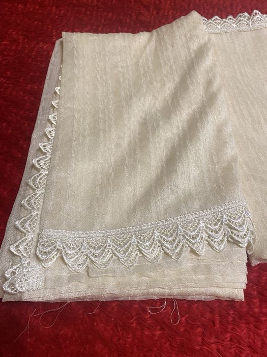 Гардины 2 шт молочного цвета с небольшим отливом