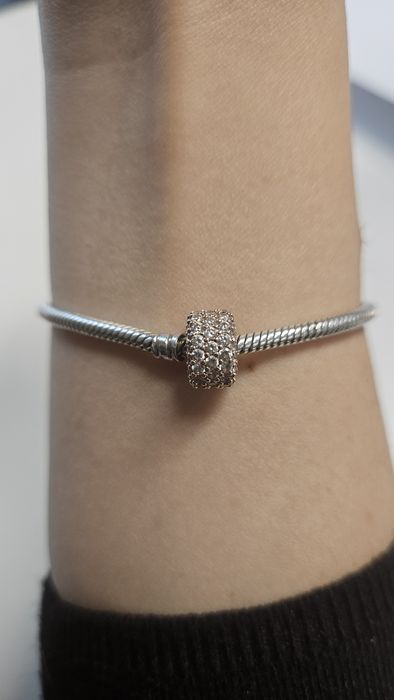 Złoty charms Pandora