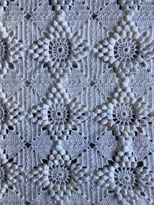 Colcha de crochet feita à mão nova
