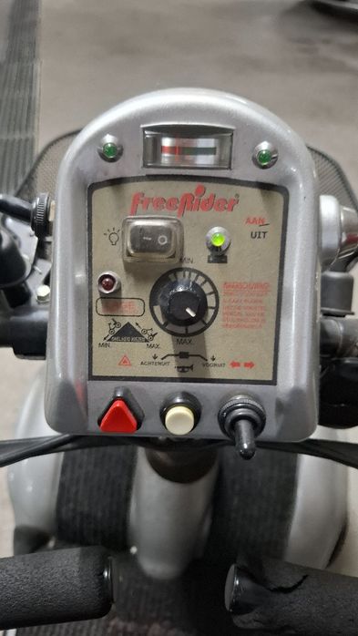 Scooter mobilidade reduzida (Freerider Lion 4)