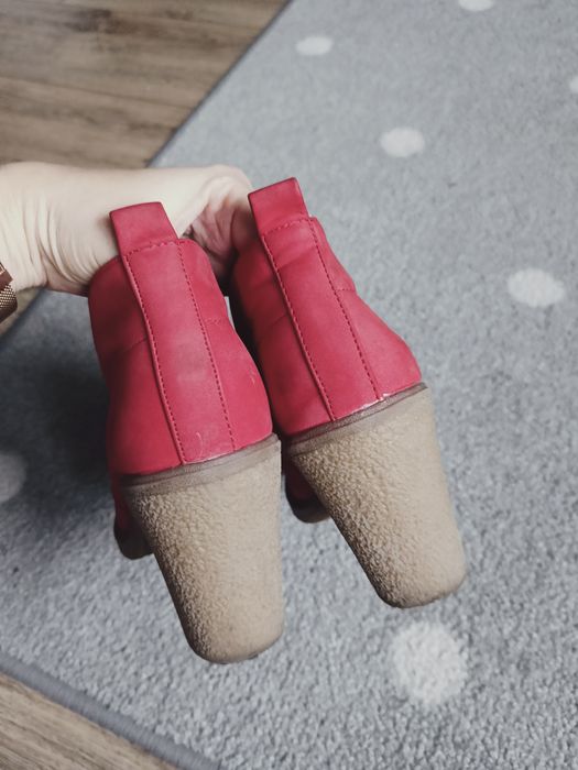 Botki na słupku 37 wiązane czerwone