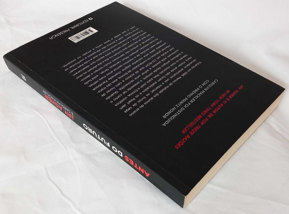 Livro Antes do Futuro de Jay Asher e Carolyn Mackler [Portes Grátis]
