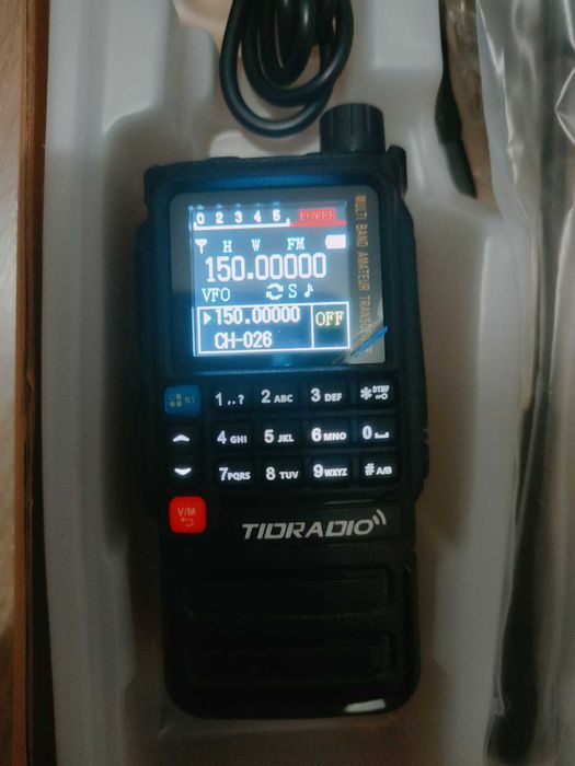 TIDRADIO TD-H3 PLUS современная рация (5W, Bluetooth, AirBand, USB-C)  1500 грн.