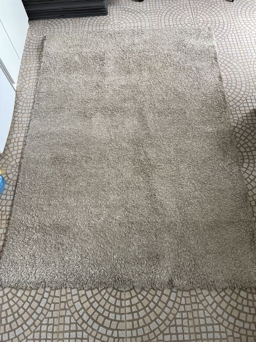 Tapete Bege de pêlo médio