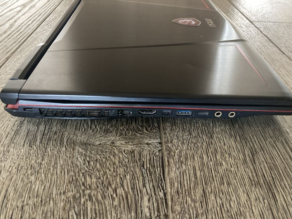 Laptop MSI GP63 Leopard 8RE