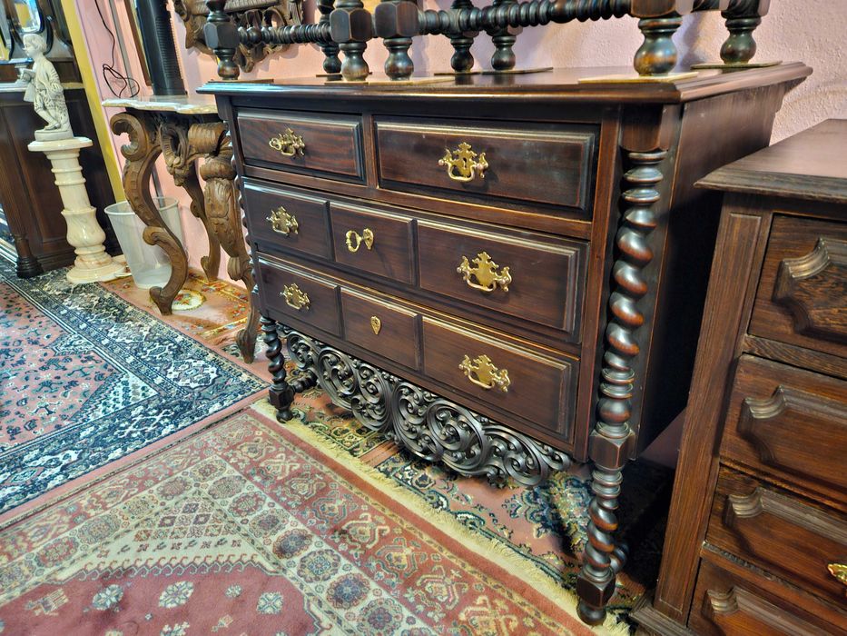 Cómoda antiga em madeira maciça - óptimo e