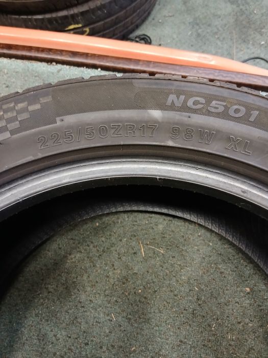 Wielosezon Sunny 225/50R17 98W XL