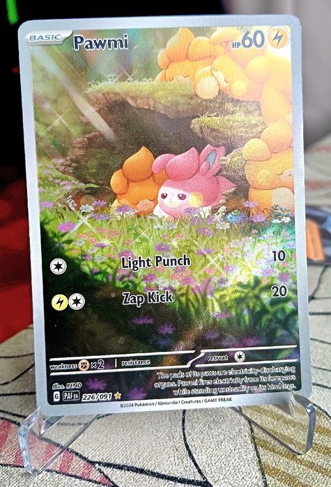 Pawmi full art karta kolekcjonerska Pokemon prezent dla kolekcjonera