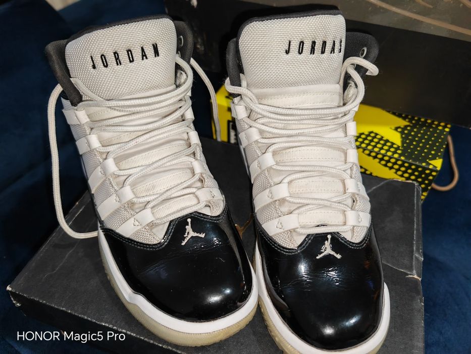 Buty Jordan max aura 38.5