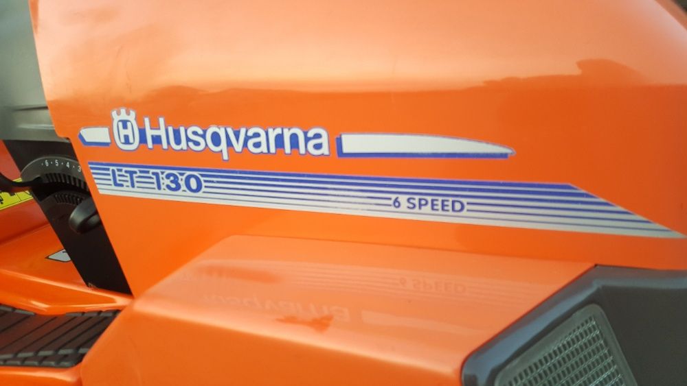 Traktor ogrodowy kosiarka Husqvarna , John deere, pług