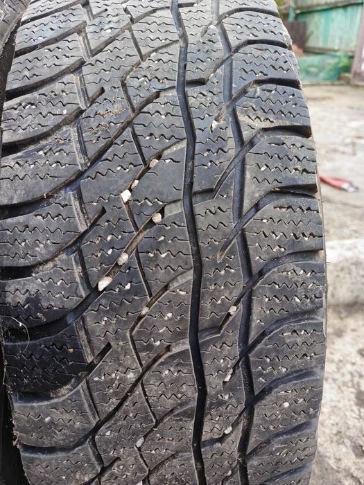 Продам колеса 215/65 r16