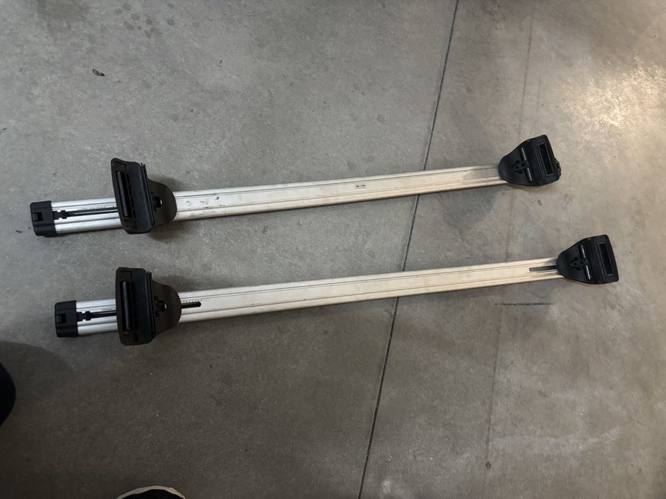 Barras de Tejadilho Thule + Kit Evo Flush Rail 710600 – Como Novas