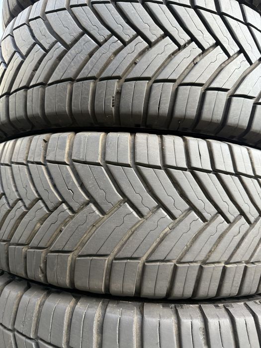 215/65/16c Michelin Agilis Cross Climate