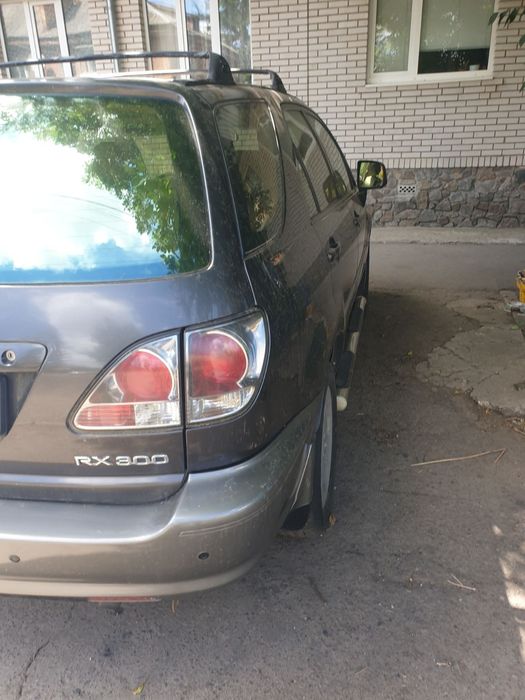 продам лексус RX300
