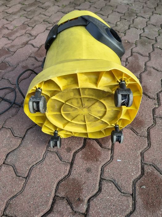 Odkurzacz przemysłowy karcher mv3