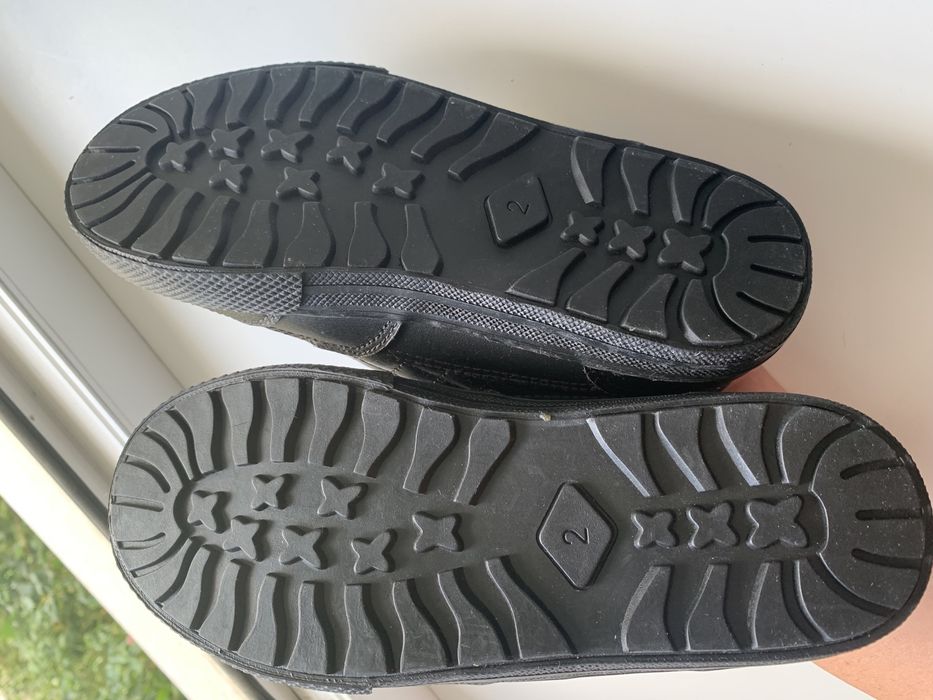 Чорні туфлі Next UK 2/EUR 34.5