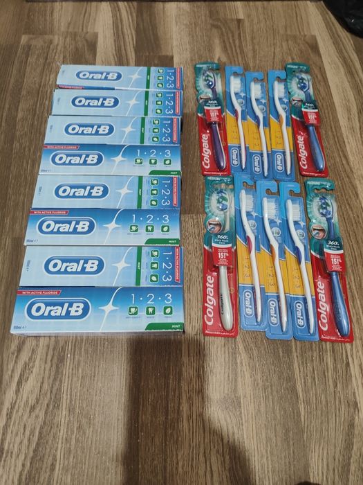 Pastas dentes oral B e escovas dentes