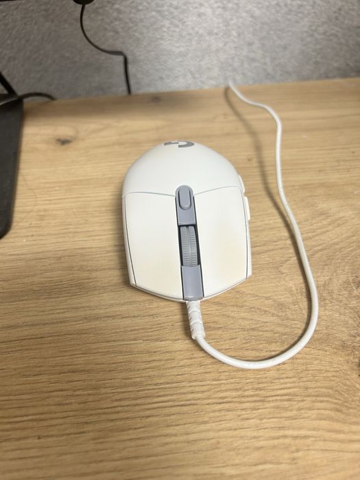 Дротова мишка Logitech G102