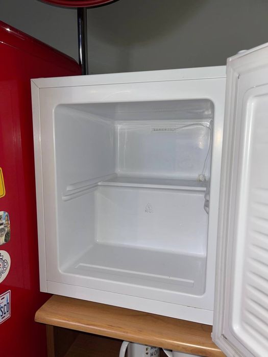 морозильна камера Prime