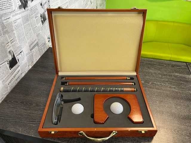 Zestaw golfowy w drewnianej walizce – nowy, nieużywany