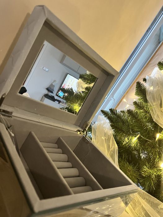 Nowa Szkatułka szara pikowana lustrzana home&you