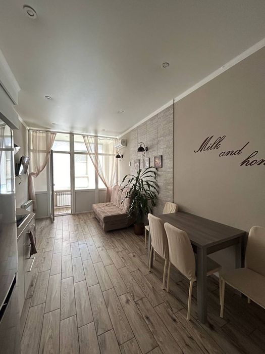 Красивая двухкомнатная квартира на Фонтане