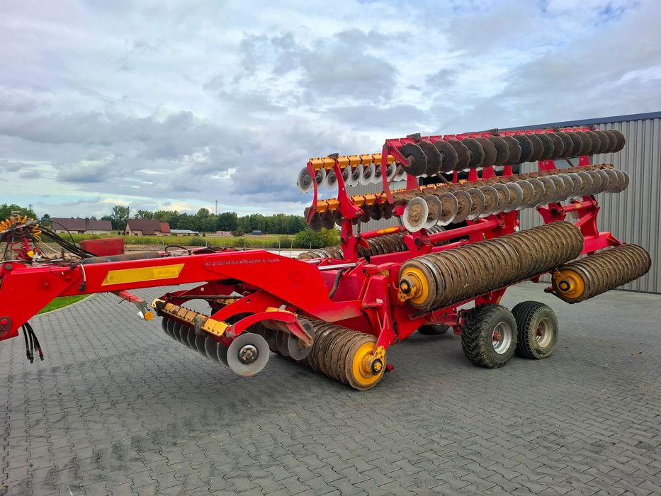 Väderstad Carrier 1225 XL  2011 rok , 12 metrów , Stan Bardzo Dobry