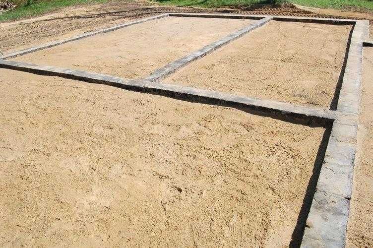 Piach zasypkowy Piasek zasypowy do zagęszczenia fundamenty Kopalniak