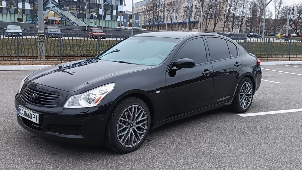 Продам Infinity G35