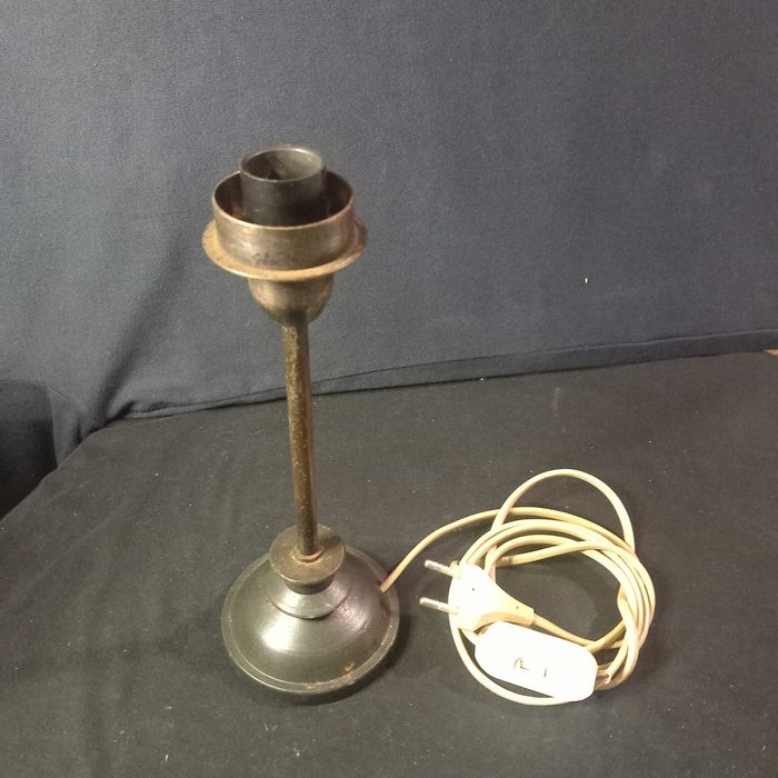 Base em bronze de candeeiro