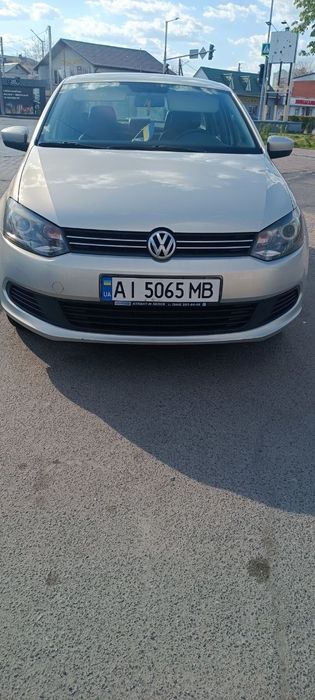 Продам автомобіль Volkswagen Polo