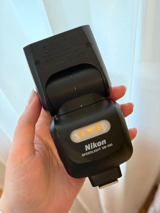 Фотоспалах Nikon SB- 500