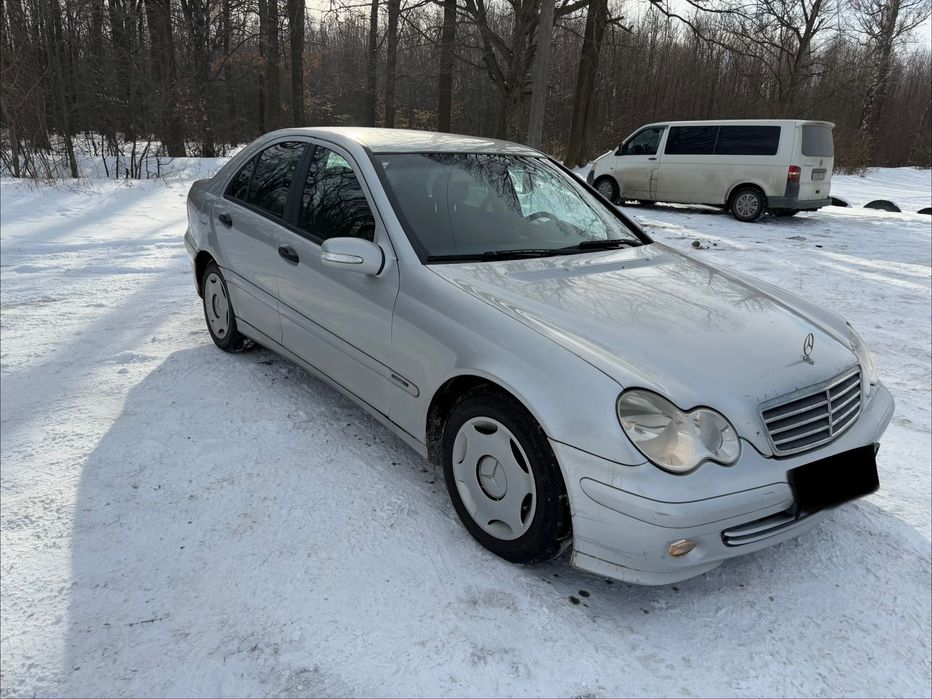 Мерседес w203 c200