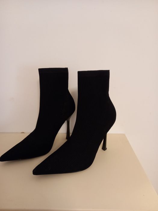 Botas pretas de lycra