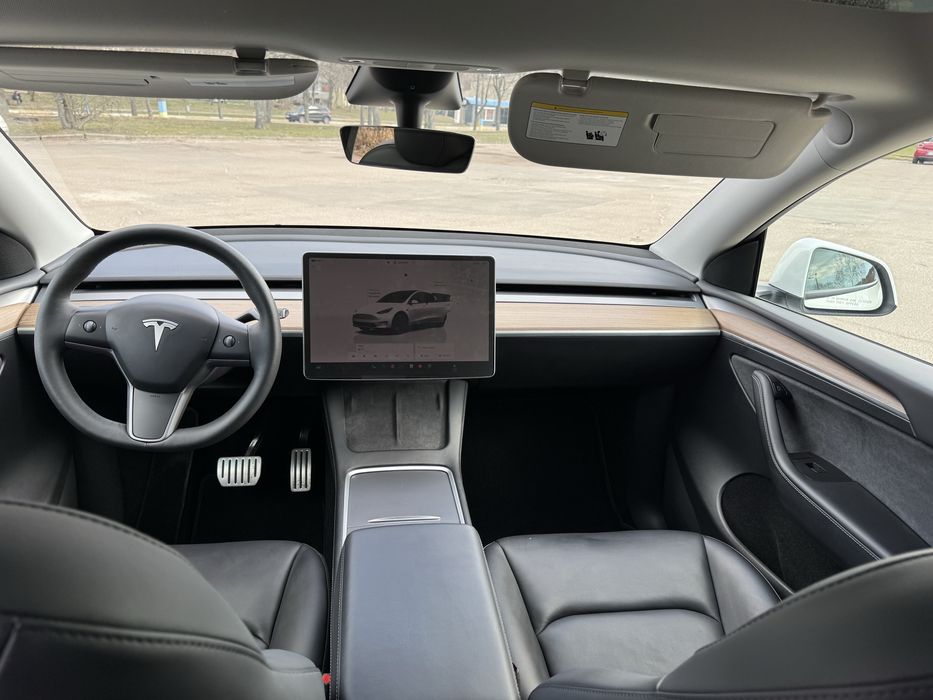 2023 Tesla Model Y Performance