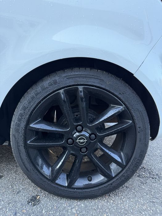 Opel Corsa 1.2i 85CV Color Edition