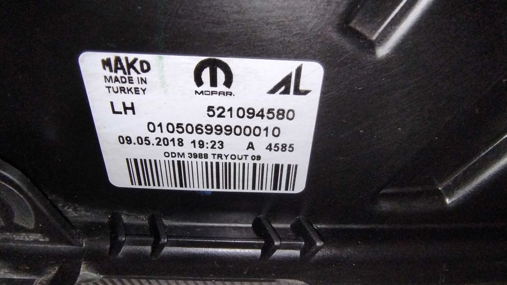 Reflektor Lewy Lampa Przednia Lewa Fiat Doblo II 2 Lift Czarny Środek