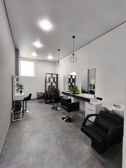 Оренда робочого місця для перукаря, майстра з манікюру, б'юті-майстра