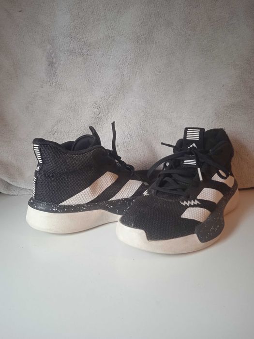 Buty koszykarskie adidas pro next
