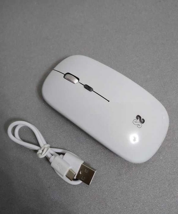 Rato branco silencioso RGB sem fios