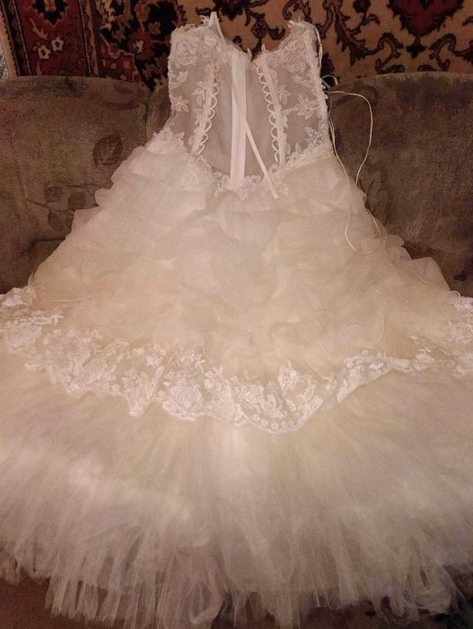 Платье свадебное