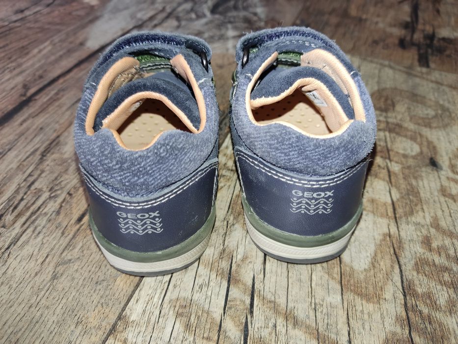 Buty buciki firmy Geox. Rozmiar 20