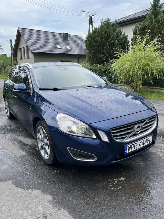 Volvo V60 OCEAN RACE  5 cylindrów