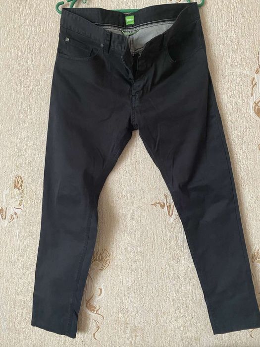Продам джинсы мужские HUGO BOSS отличном состоянии/размер 32(32