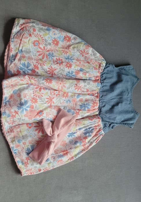 Sukienka w kwiaty firmy Nutmeg plus opaska