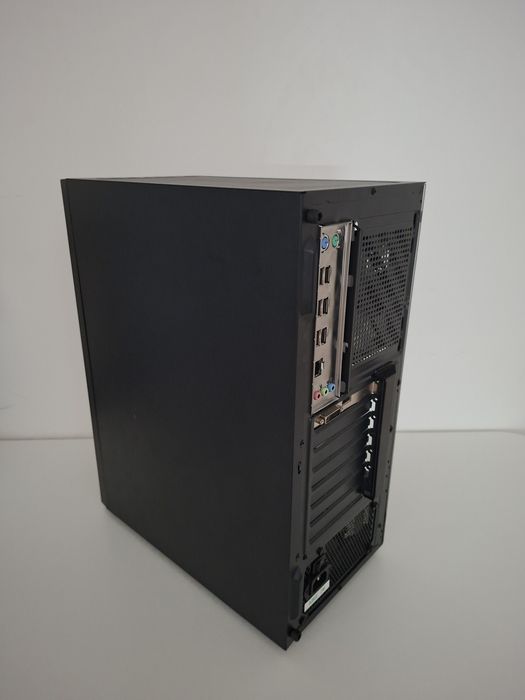 PC Gaming RGB | Xeon 12C/24T | 12GB RAM | SSD 500GB | GT 1030