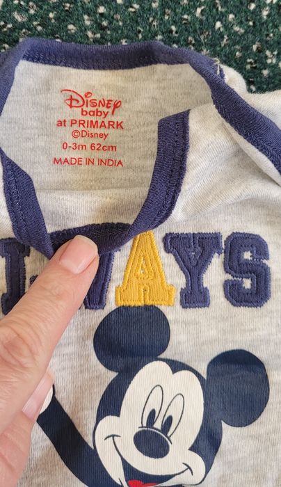 Komplet chłopięcy pajacyk+body+czapka+trójkąt